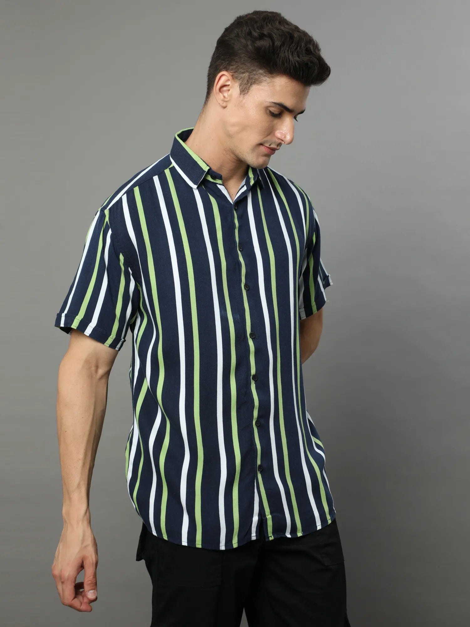 Fern Adventure Men's Green Rayon Shirt