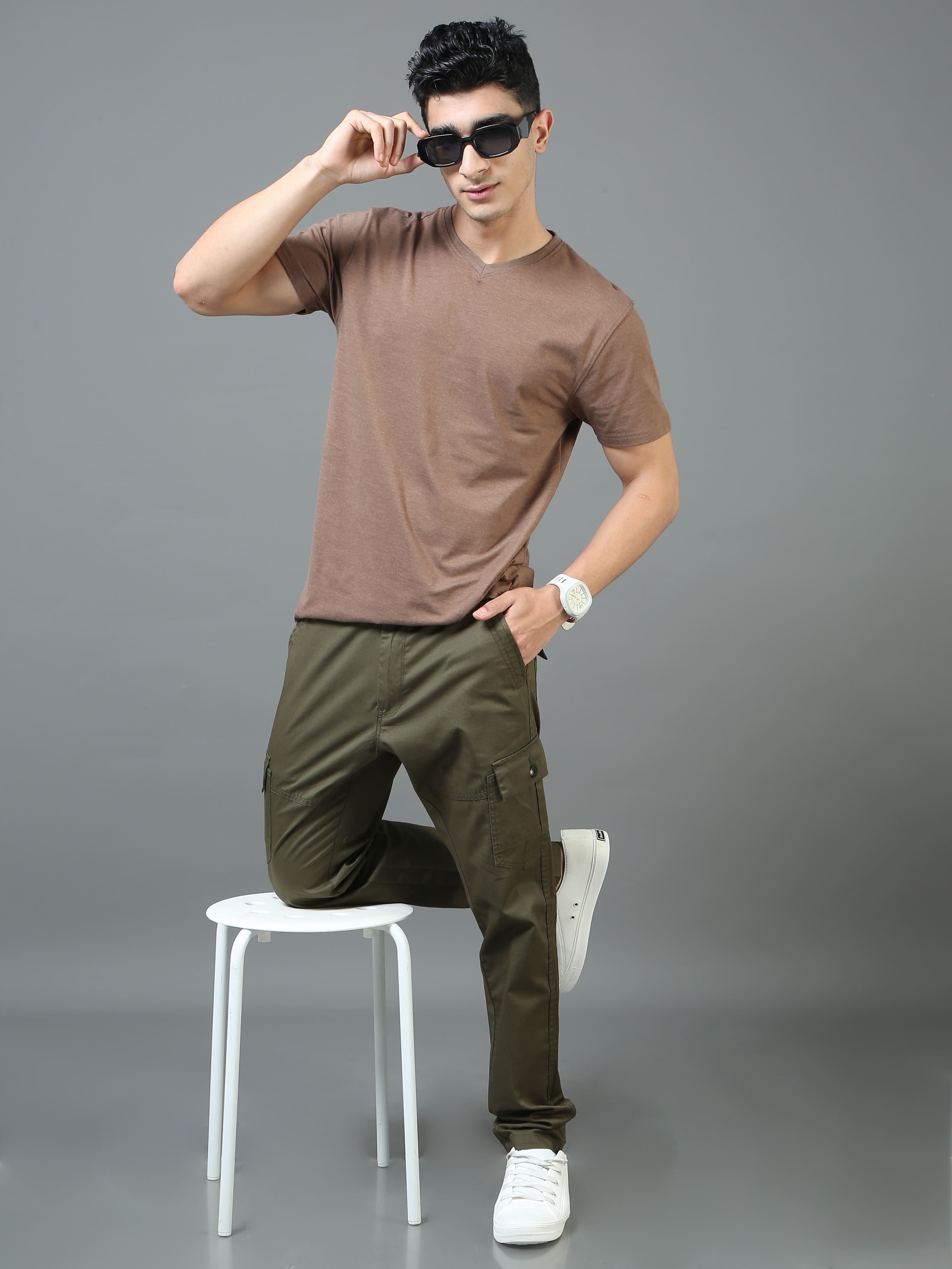 How to Wear Green Pants in Style: The Only Guide You'll Need | Mens  outfits, Shirt outfit men, Mens casual outfits