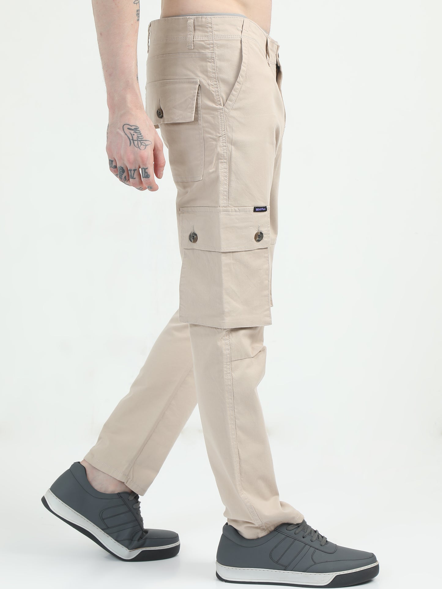 Ivory Ascent Cargos