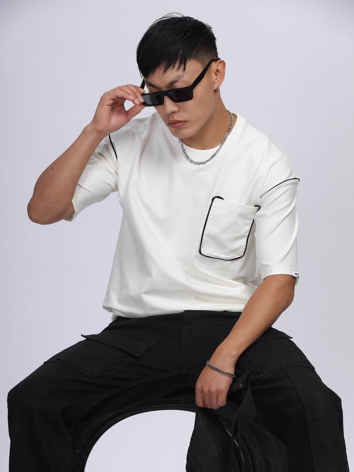 Contrast Stitch White Drop Shoulder T-Shirt